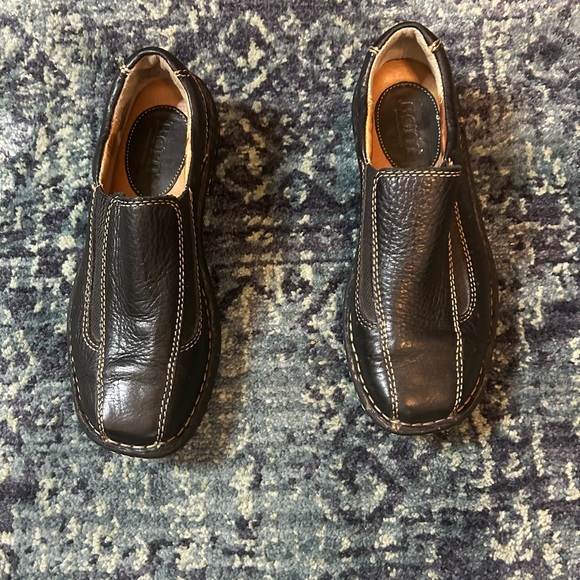 BORN Casual Black Leather Slip On Shoes Sz 6 - Picture 2 of 10